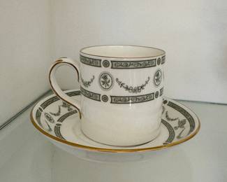 A Variety of Crown Staffordshire Apollo Bone China Pieces. Photo 3 of 4.