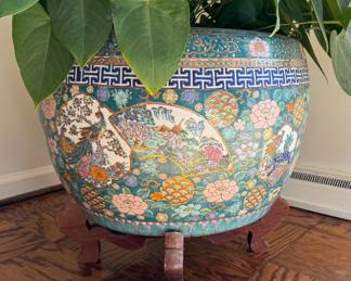 Vintage Chinese Fish Bowl on Stand. Photo 1 of 2.