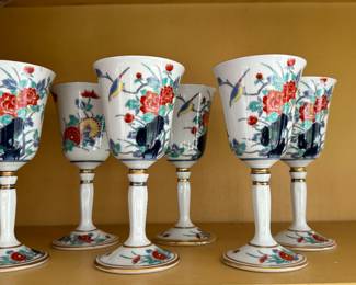 Set of 6 Chinoiserie Porcelain Wine Glasses.