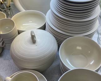 Hornsea Concept dishes - excellent condition:  dinner, salad, bread and butter plates; bowls, covered dish, platter, and cups and saucers