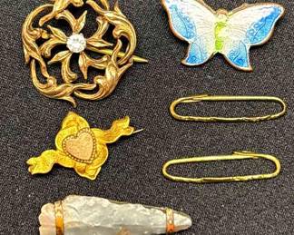 Victorian Other Early Jewelry Pieces