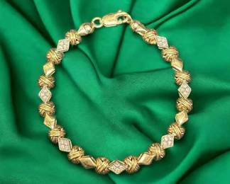 14K Gold Diamond Link Bracelet