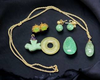 Jadeite Gold Pieces