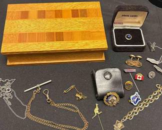 Sovereign Woodward Box Pin Assortment