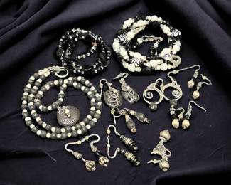 Black Lava Jewelry Other Black White Pieces