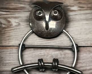 Beau Sterling Owl Pin