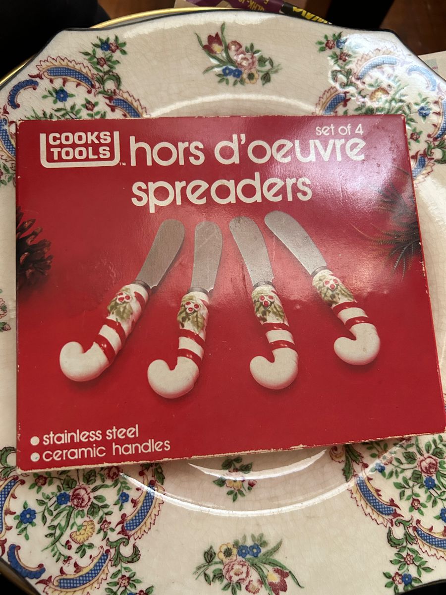 Cooks Tools hors d'oeuvre spreaders