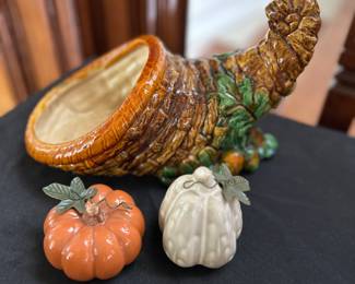 Vintage ceramic Thanksgiving  centerpiece