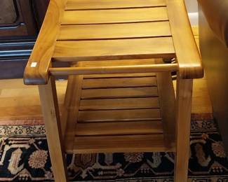 Side table/shoe bench