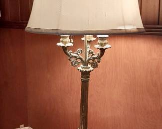 Table lamp