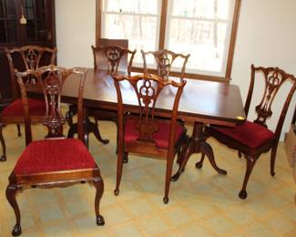 Mahg. Table w/ 6 Chairs (side), 2 leafs table is 30" tall x 42" wide x 56" long, 2 -  16" leafs