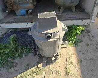 #4515 • Shop Vacuum
