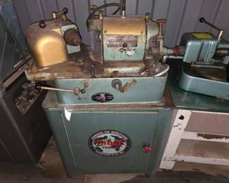 #2516 • Sioux Tools Valve Face Grinding Machine
