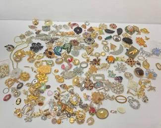 #232 • Costume Jewelry
