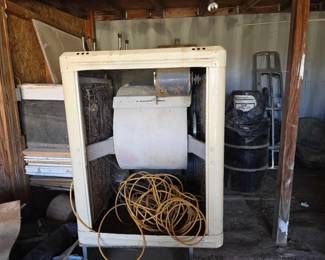 #1008 • Evaporative Water Cooler
