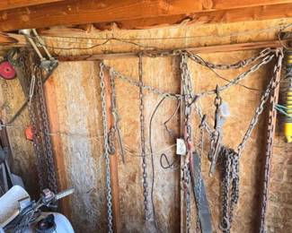 #1042 • Chains and Binders
