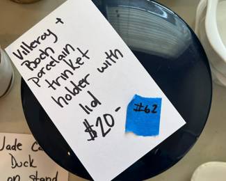 #62	Villeroy + Boch Porcelain Trinket holder w/ lid	 $ 20.00 																							