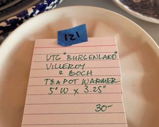 #121	Vintage "Burgenland" Villeroy + Boch Teapot Warmer 5x3.25	 $ 30.00 																							