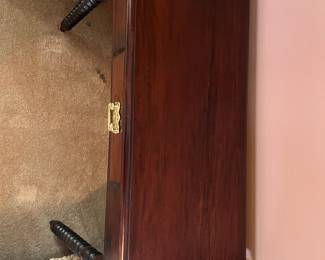 #26	Writing Desk/Entry Way Wood "Cherry/Mahogany" Table - 1 drawer w/turned spindle legs.	 $ 65.00 																							
