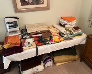 Lots of vintage table linens