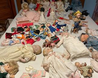 LOTS of dolls