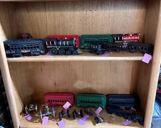 Cast Iron Toys & Trains - Collection of Cannons 