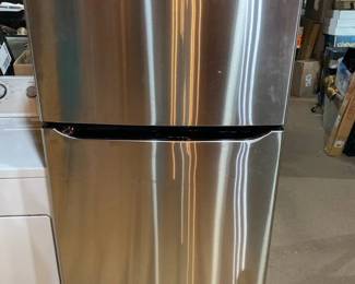 https://bit.ly/C2C03252024 - FANTASTIC ESTATE AUCTION: Appliances, McDonnell Douglas Ephemera, Sports Cards, Over 90,000 Magic The Gathering Cards, Antiques, Collectibles, Silver, Coins, Diecast Cars, & More