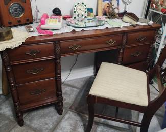 Close Up of Cherry Wood Vanity 