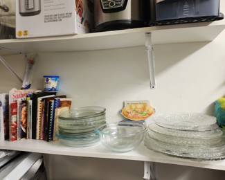 Kitchen Misc - This room is full !!