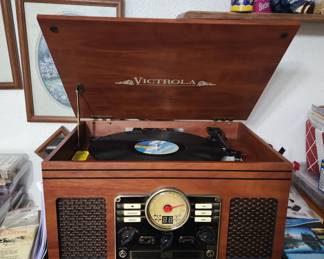 Victorola Record Radio Player