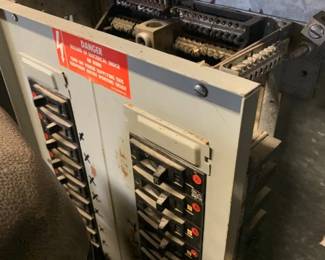 Large Breaker Box