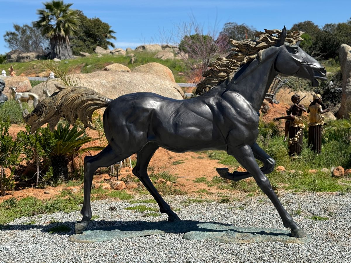 Monumental bronze horse  - 11.5 ft long 