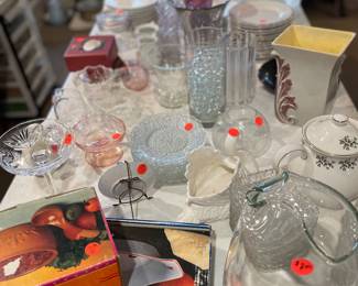 Assorted glassware… all in excellent condition 