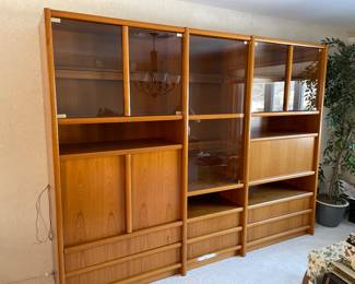 Three piece breakfront