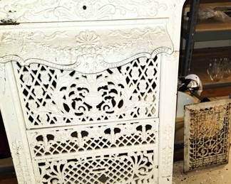 Iron fireplace screen