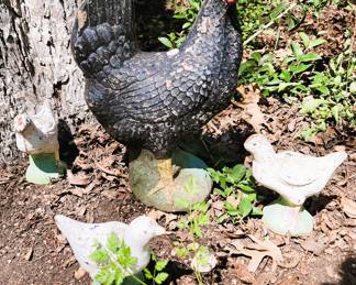 Cement Chicken and chick Set