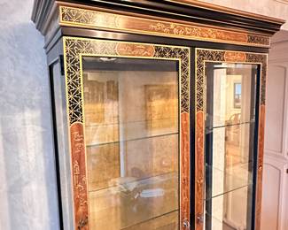 Vintage Drexel Lighted Chinoiserie With Beveled Glass Front Display Cabinet