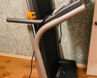 NordicTrack Home Gym Treadmill. Lightly Used. Great Condition.