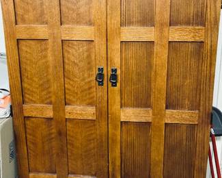 Armoire Computer Desk. Oak Wood.