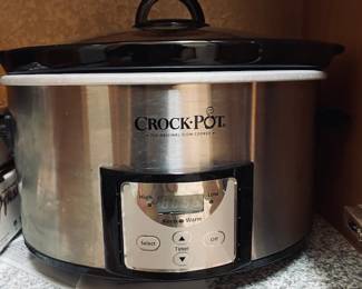 Large Slow Cooker/Crock Pot.