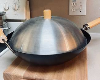 Flat Bottom Flat Bottom Carbon Steel Wok w/Dome Lid.