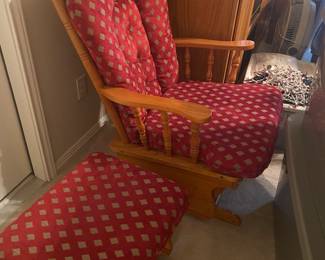 Glider and ottoman vintage 
