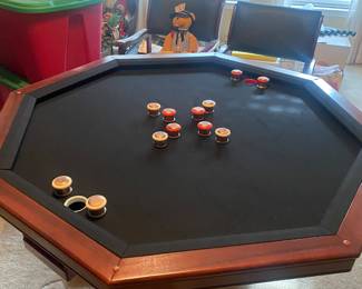 Solid wood Bumper Pool and Poker Table in great shape 
