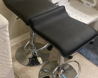 2 stools 