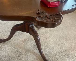 details of the vintage table 