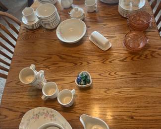 Pfaltzgraff dish set with all the accessories 