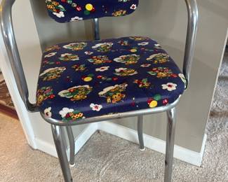 Vintage childs chair 