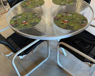 Vintage Samsonite table and 4 chairs