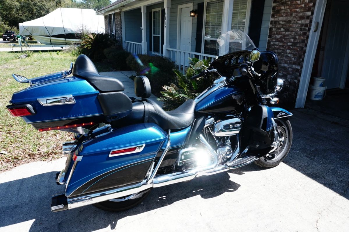 Estate Proceeds go to Wounded Warriors &... starts on 4/6/2024