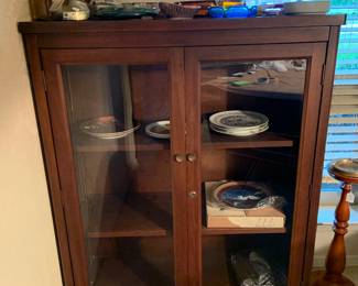 glass door bookshelf